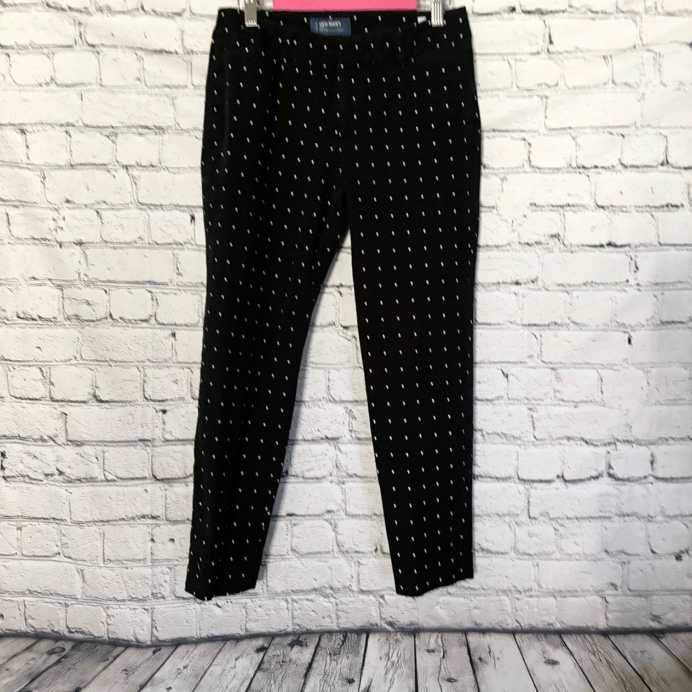 Old Navy Black Pants with White Dots. size 4